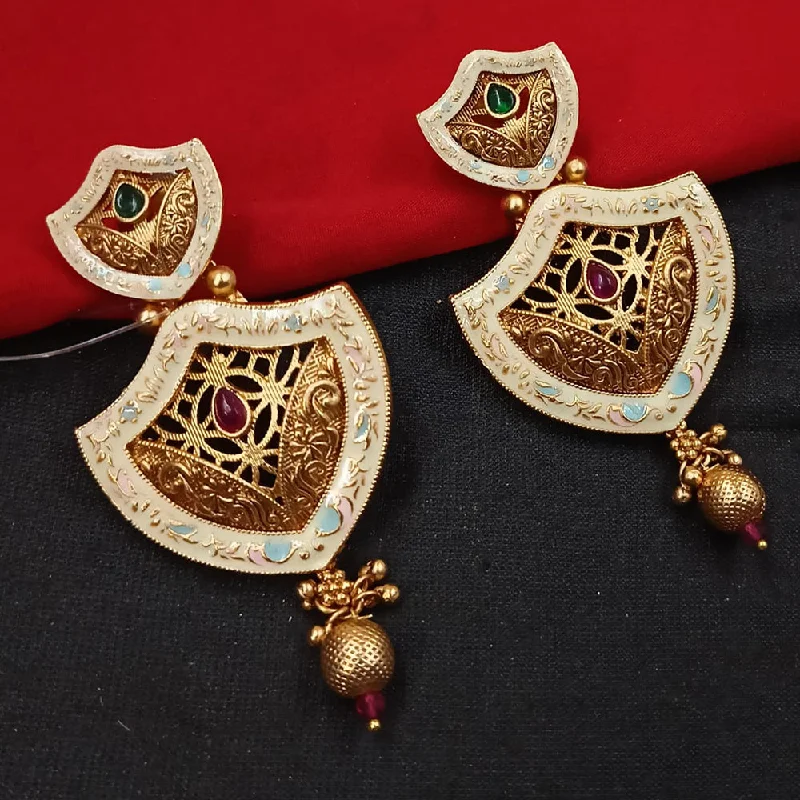 women’s luxury diamond earrings-Padmawati Bangles Gold Plated Kundan Stone And Meenakari Dangler Earrings