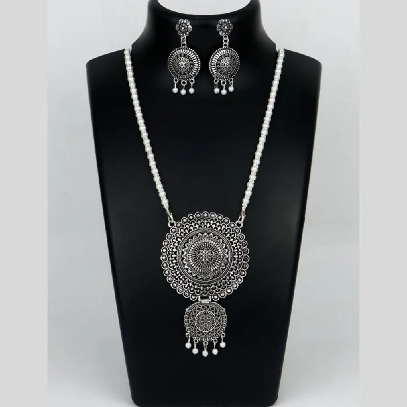 women’s moonstone necklaces-Mahavir Oxidised Plated Long Pearls Necklace Set