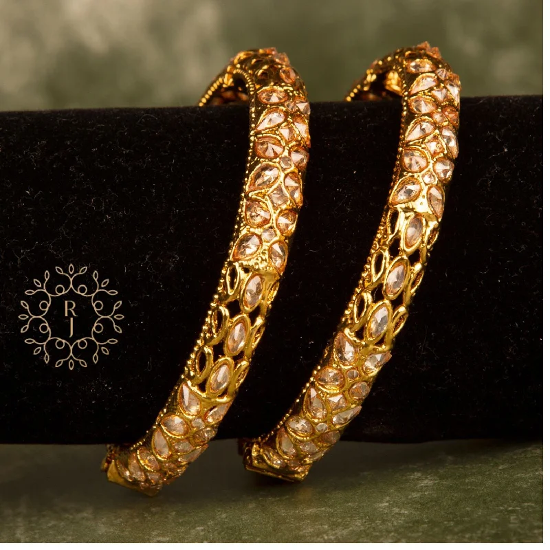 women’s gold bracelets-Raddhi Jewels Designer Premium Quality Rajwadi Gold Plated Brass Openable Kada/Bangles Set