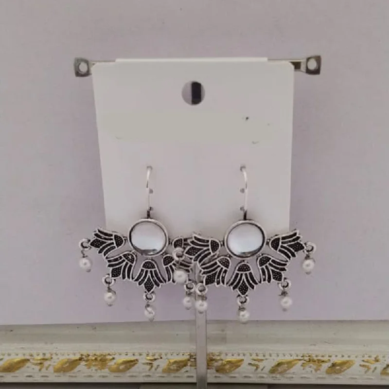 women’s crystal stud earrings-Tahura Oxidised Plated Kundan Stone And Pearls Dangler Earrings