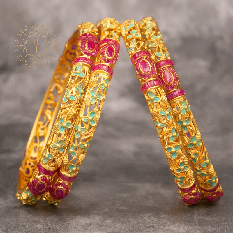 women’s crystal bracelets-Raddhi Jewels Designer Premium Quality Rajwadi Gold Plated Brass Openable Kada/Bangles Set