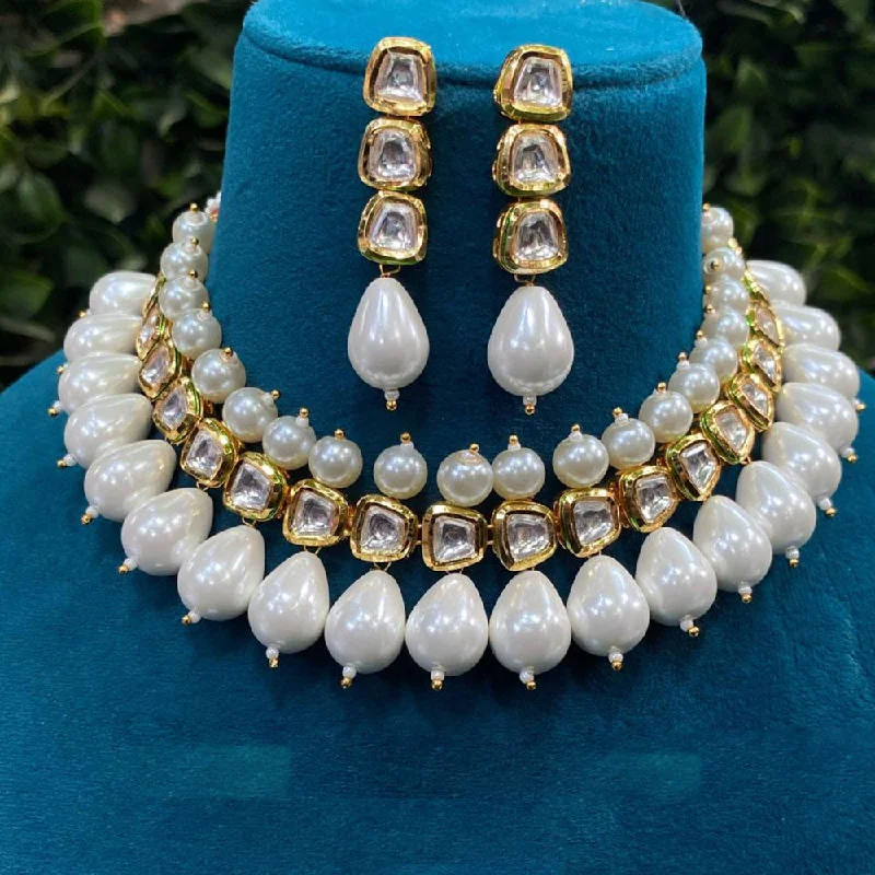 women’s modern necklaces-Amoliya Jewels Gold Plated Polki Kundan Stone And Beads Choker Necklace Set