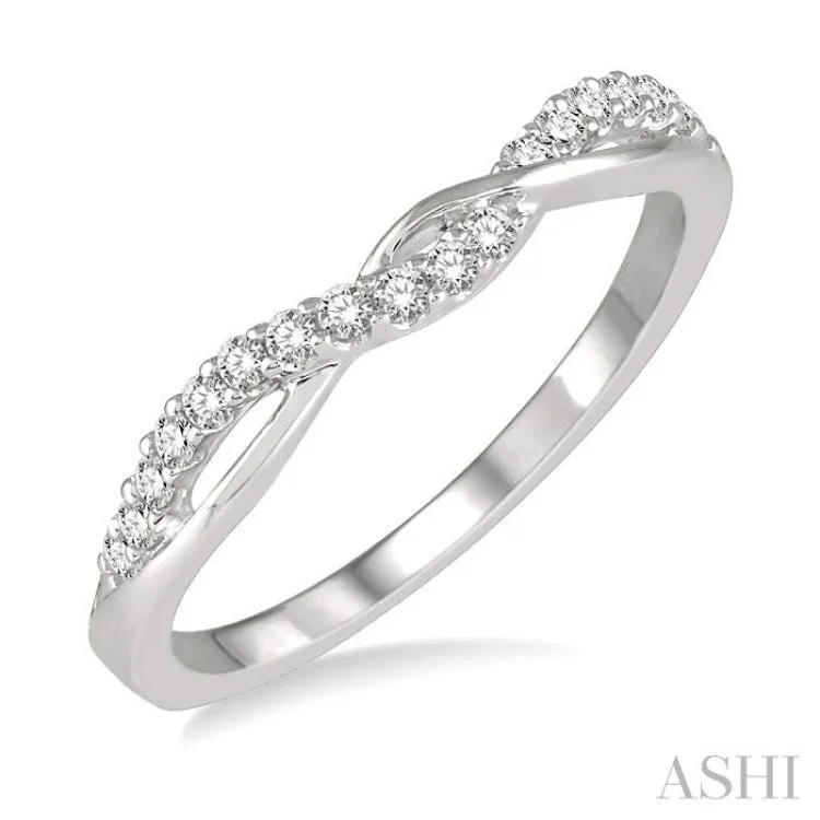 women’s promise rings-1/5 ctw Twisted Top Round Cut Diamond Wedding Band in 14K White Gold