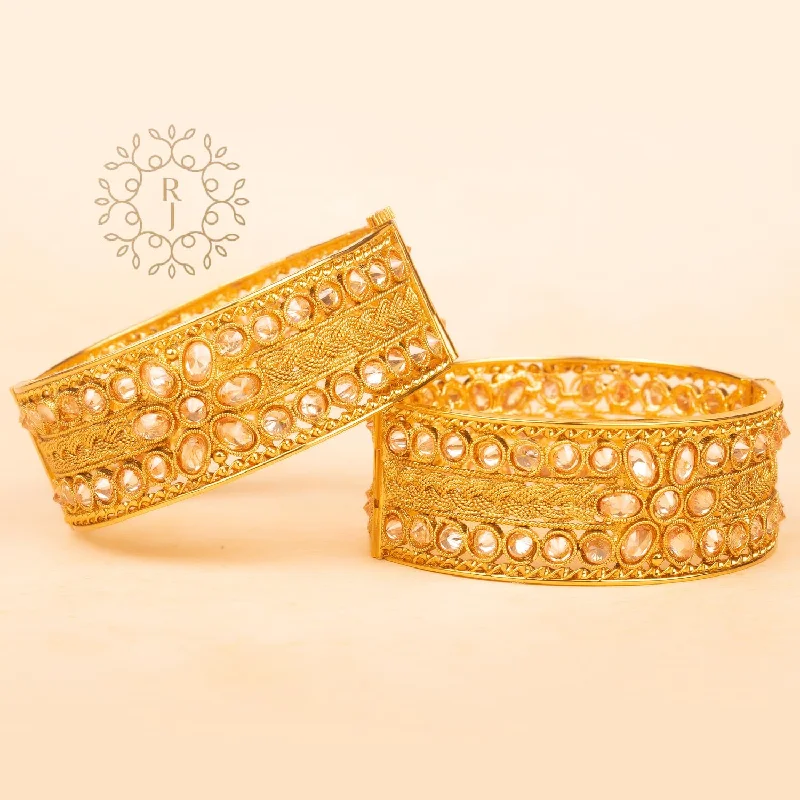 women’s custom bracelets-Raddhi Jewels Designer Premium Quality Rajwadi Gold Plated Brass Openable Kada/Bangles Set