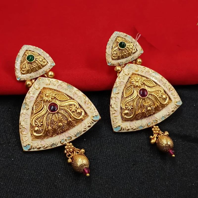 women’s stylish hoop earrings-Padmawati Bangles Gold Plated Kundan Stone And Meenakari Dangler Earrings