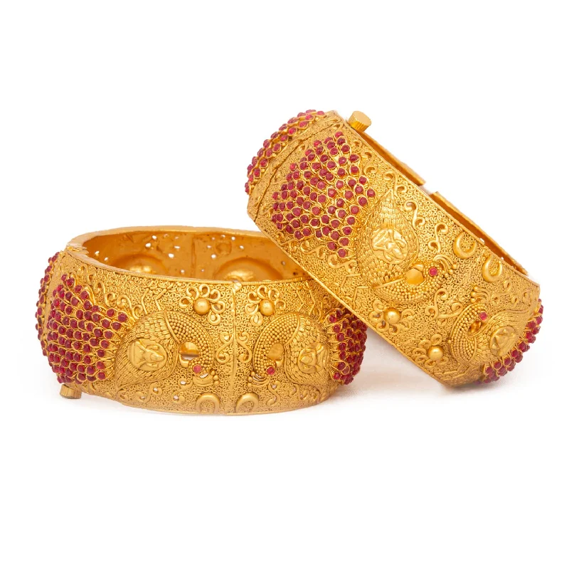 women’s slim bracelets-Raddhi Jewels Designer Premium Quality Rajwadi Gold Plated Brass Openable Kada/Bangles Set