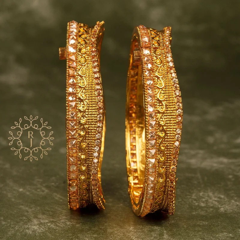 women’s elegant cuff bracelets-Raddhi Jewels Designer Premium Quality Rajwadi Gold Plated Brass Openable Kada/Bangles Set